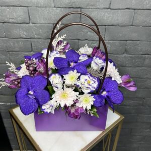 Композиция Фиолетовая сумочка фото