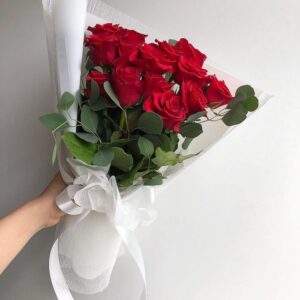 Букет красных роз в больницу фото