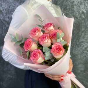 Букет прекрасных роз на День рождения фото