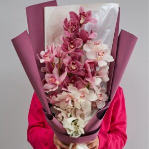 Великолепный букет орхидей фото