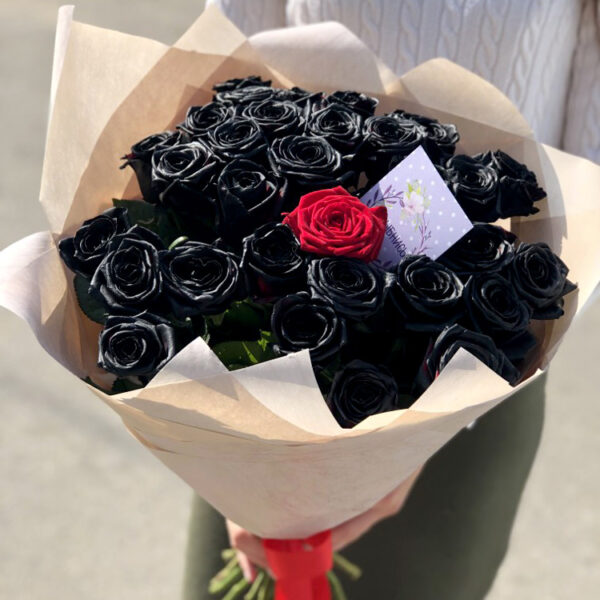 Роскошный букет с черными розами фото